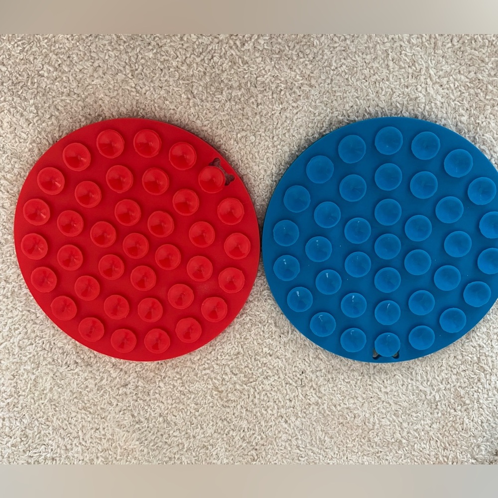 Slow Feeder‎ Dog Mats- Blue and Red Set of 2